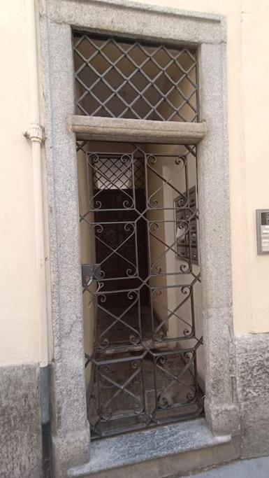 パヴィーアCentro Storico Piazza Vittoriaアパートメント エクステリア 写真